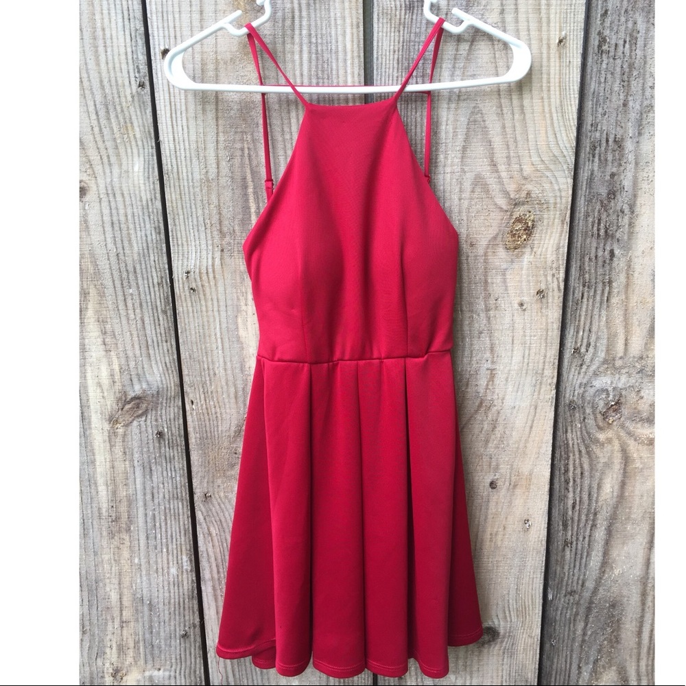 Dress - Picture 2 of 4